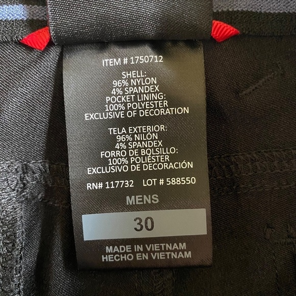 Gerry Men's Venture Short, Black, Waist 30, Built-in Belt, Zippered Pockets, NWT - Picture 12 of 13